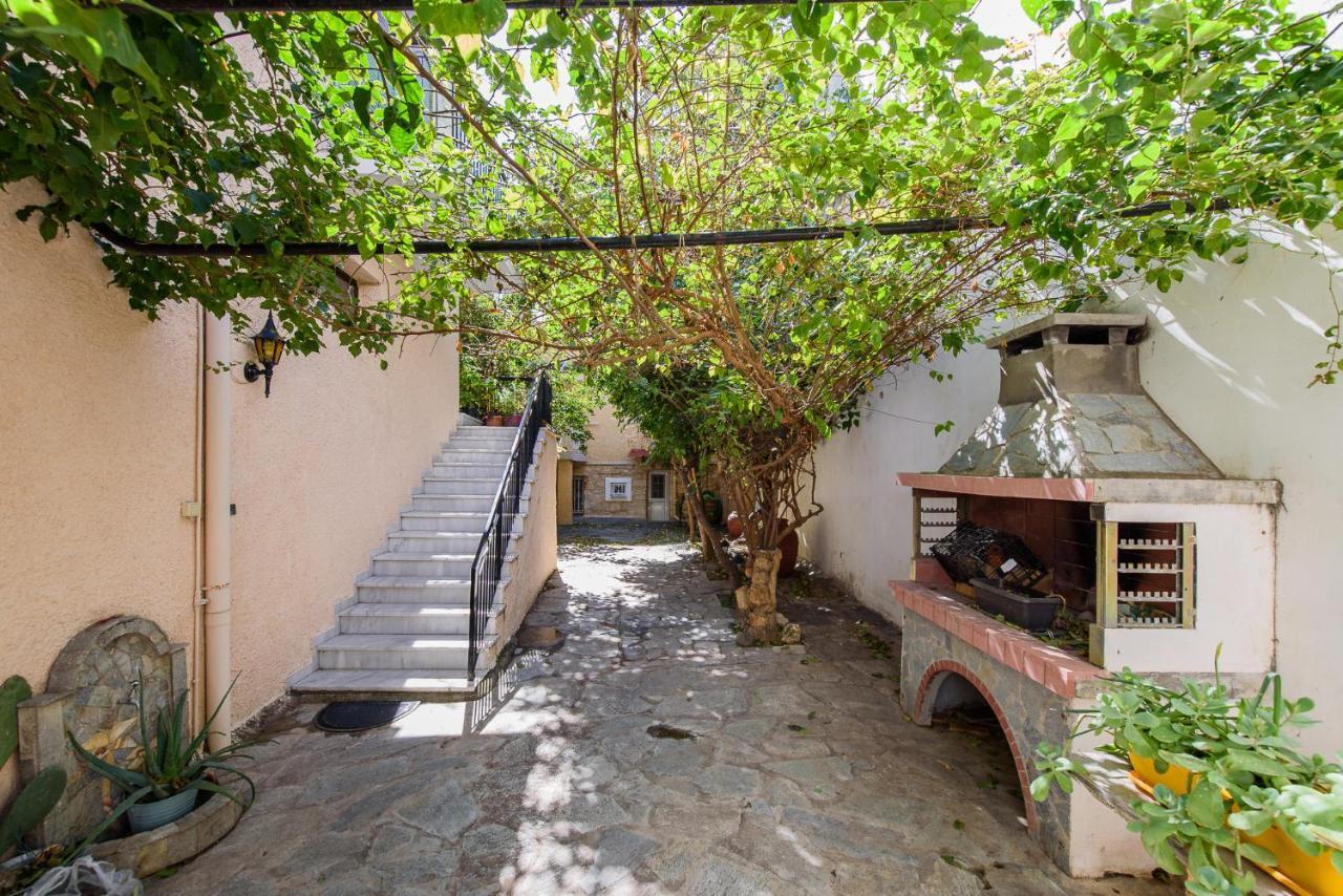 Aegina'S Flowers House Ngoại thất bức ảnh
